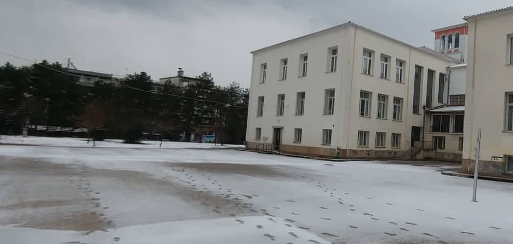 Κλειστά τη Δευτέρα τα σχολεία στον Δήμο Ιωαννιτών