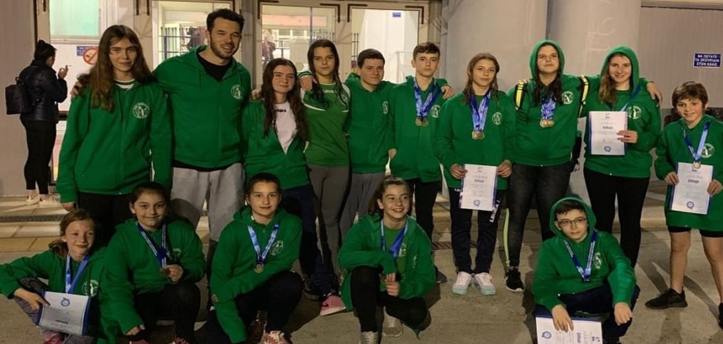 Ποσειδών Ιωαννίνων: Με 22 μετάλλια επέστρεψε από τους χειμερινούς αγώνες τεχνικής κολύμβησης