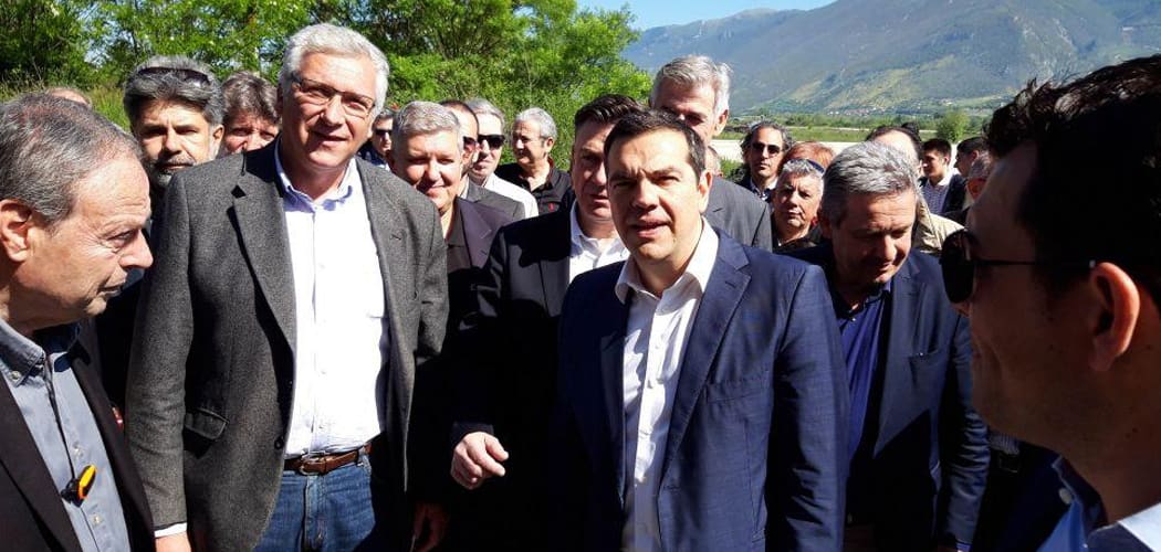 Ο Τσίπρας για τον ΟΦΗ βρήκε χρόνο, για τον ΠΑΣ μόνο αστεία…