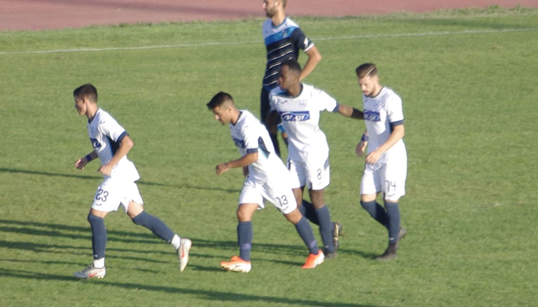 Στο πρώτο τα έχανε, στο δεύτερο τα έβαζε