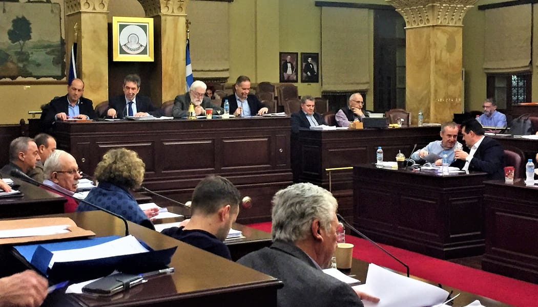 Μουσικό Σχολείο και κεντρική πλατεία στο Δημοτικό Συμβούλιο