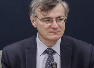 Κορωνοϊός: Κλείνουν εμπορικά κέντρα, εστιατόρια, καφετέριες και μπαρ