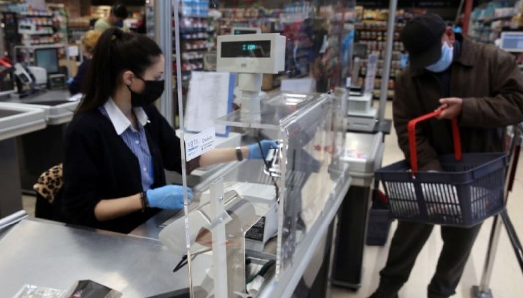 Έκτακτο: Από το Σάββατο υποχρεωτική η χρήση μάσκας στα Super Market για όλους