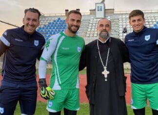 Μια αγκαλιά αγάπης από τον πάτερ-Νικόλαο από τον Παναμά ως τα Γιάννινα!