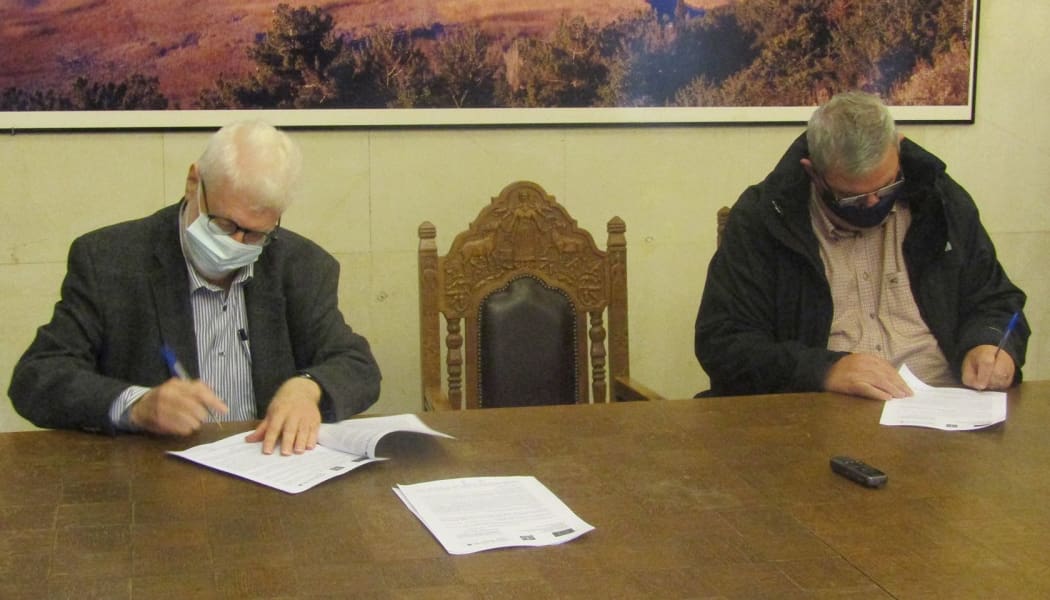 Υπογράφηκε η προγραμματική σύμβαση για την ενεργειακή αναβάθμιση του οδοφωτισμού