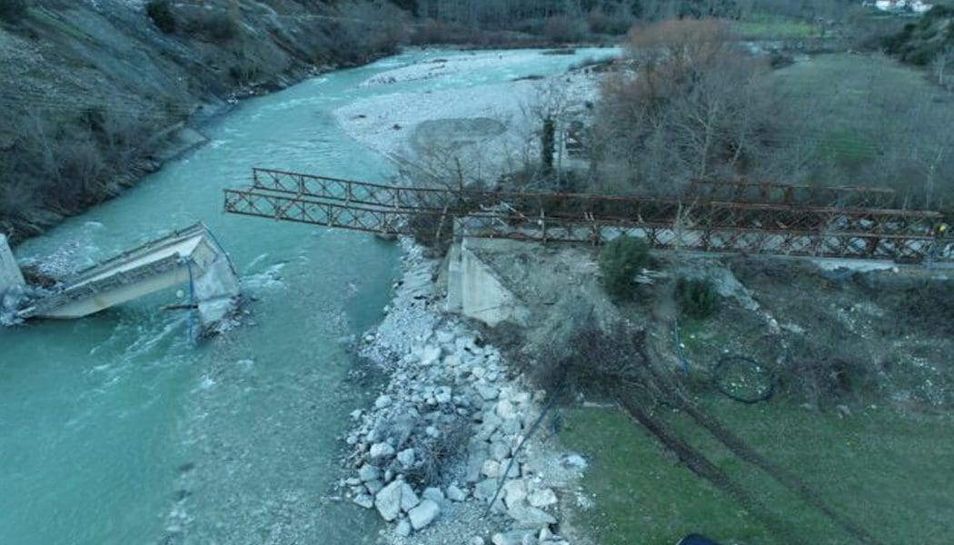 Ξεκίνησε η τοποθέτηση γέφυρας BAILEY στη Μικρή Γότιστα