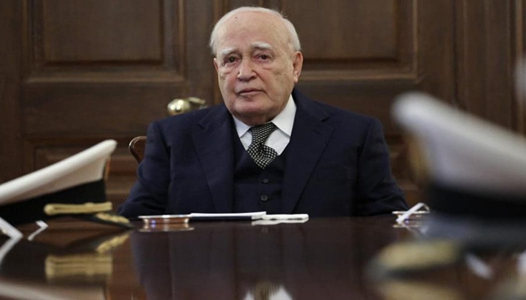 Έφυγε από τη ζωή ο πρώτος Ηπειρώτης πρόεδρος της Δημοκρατίας, Κάρολος Παπούλιας