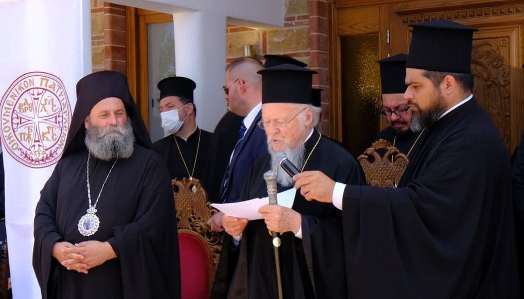 Το όνομα του Οικουμενικού Πατριάρχη θα φέρει η πλατεία μπροστά από την εκκλησία του Αγίου Παΐσίου
