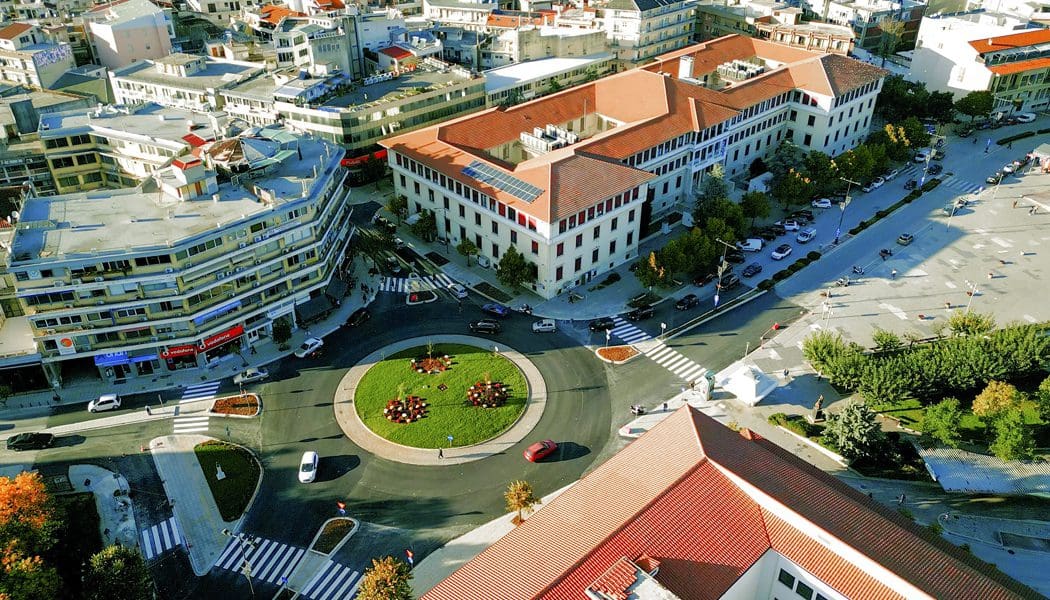 Ολοκληρώθηκε ο κυκλικός κόμβος στο Δικαστικό Μέγαρο – Ξεκινάει αυτός στη Λεωφόρο Γράμμου