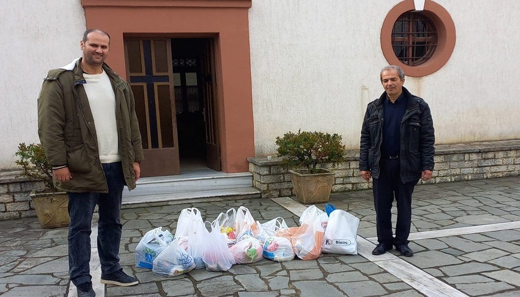 Στα συσσίτια του Αγίου Νικολάου Αγοράς τα τρόφιμα που μάζεψε η Ntougias Basketball Academy