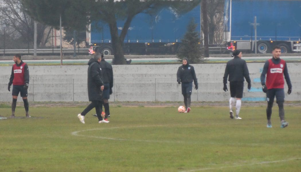 Σε γήπεδο «πισίνα» η προπόνηση του ΠΑΣ…