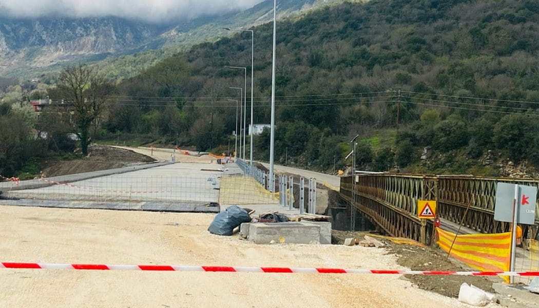 Στην τελική ευθεία η νέα γέφυρα του Αράχθου