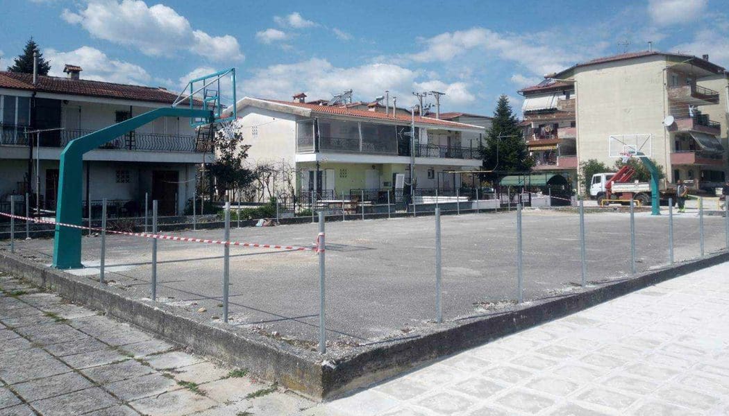 Παρεμβάσεις σε πάρκα και αθλητικούς χώρους από το εργοτάξιο του Δήμου