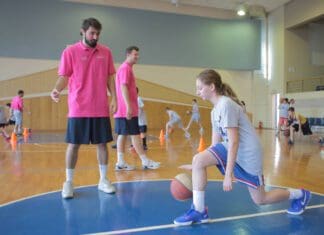 Ο Βασίλης Μπέλλος στις ακαδημίες του ΑΤΛΑ