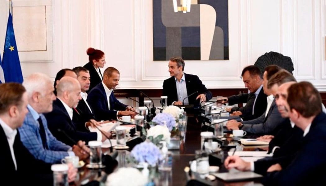 Μητσοτάκης: “Μόνο ένας σύνδεσμος ελεγχόμενος από τις ΠΑΕ, έλεγχος από την αστυνομία στις θύρες οργανωμένων”