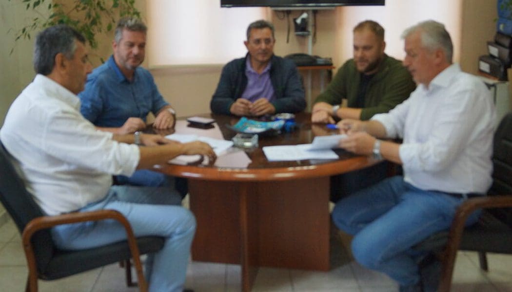 Υπεγράφη και ξεκινά η κατασκευή του κλειστού γυμναστηρίου Ελεούσας