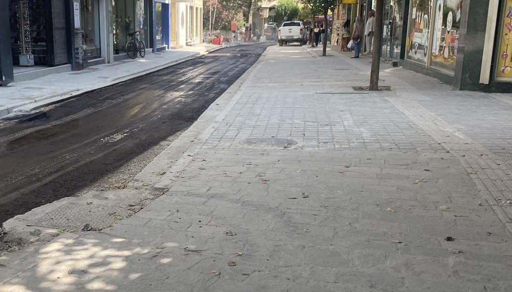 Απαγόρευση στάσης και στάθμευσης στη Χαριλάου Τρικούπη λόγω ασφαλτόστρωσης