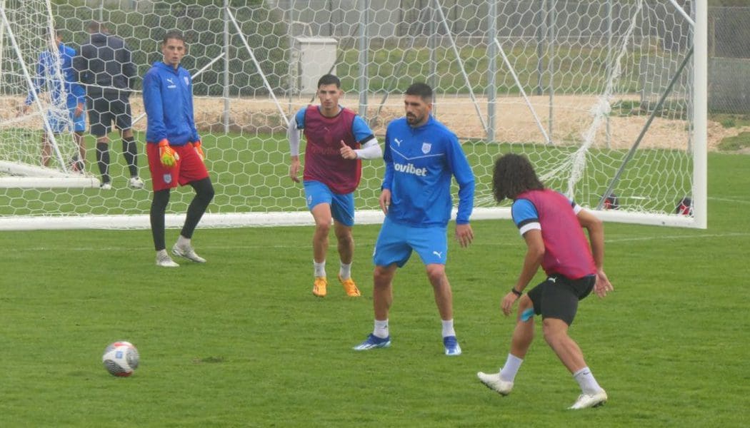 Ατομικό οι Ριένστρα, Παμλίδης και Λέο
