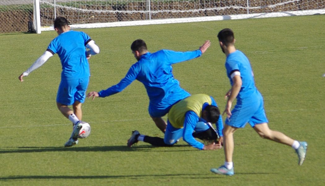Σε αργή κίνηση το… σήκωμα των μανικιών