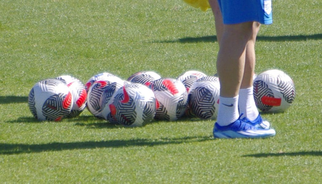 Super League 2: Ταυτόχρονα θα διεξαχθούν οι δύο τελευταίες αγωνιστικές