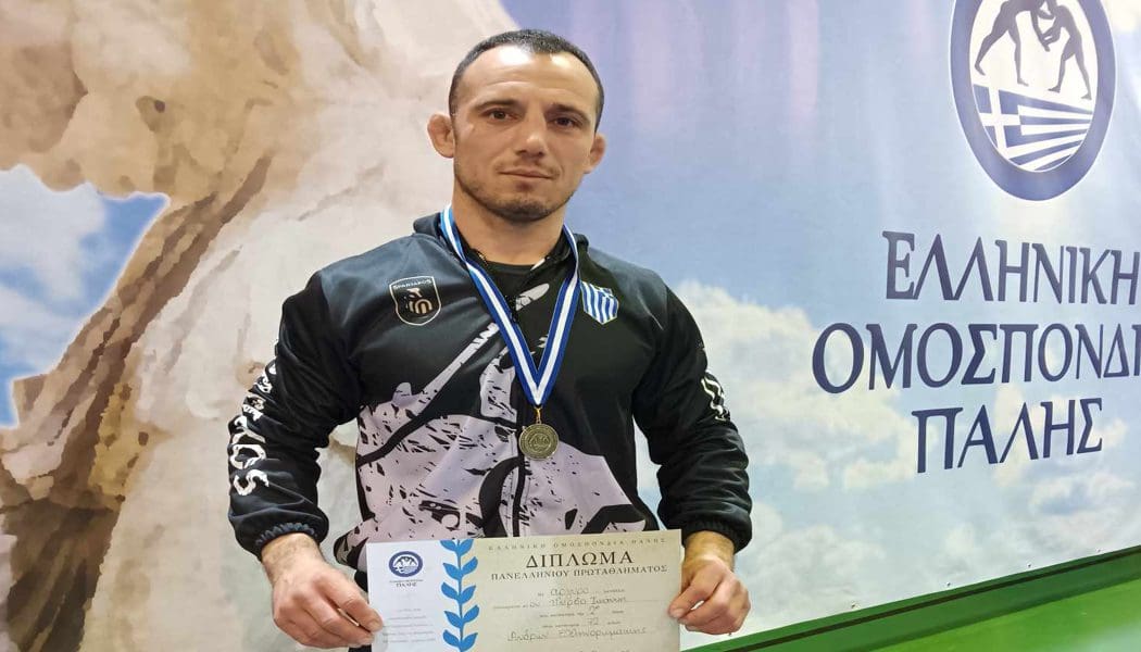 Ασημένιος ο Γιάννης Πύρσος του Σπάρτακου στο πανελλήνιο ελληνορωμαϊκής πάλης!