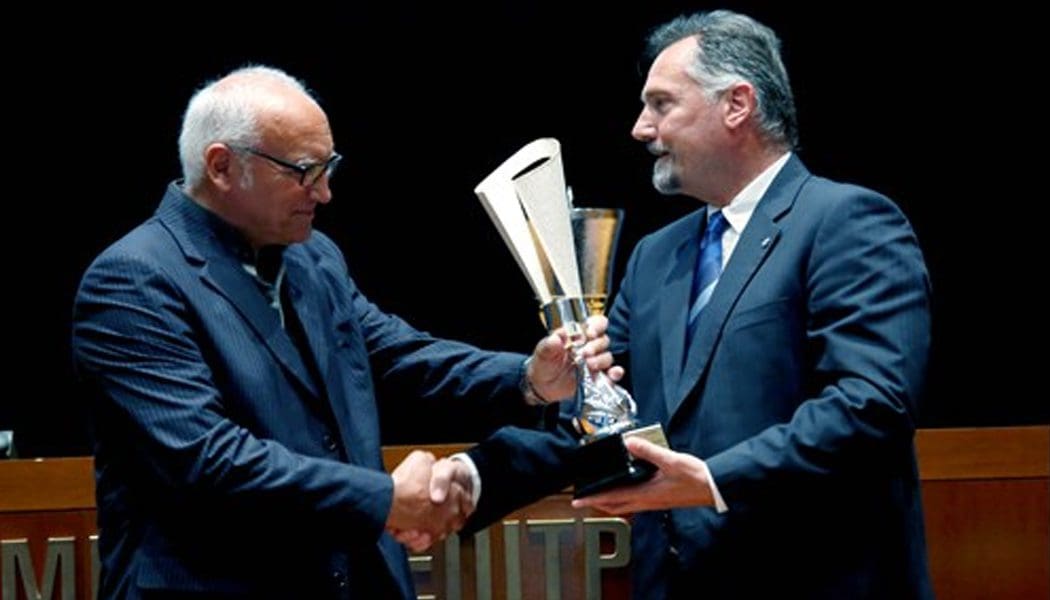 Τιμήθηκαν στη γιορτή των κορυφαίων της κωπηλασίας ο πρωταθλητής Ν.Ο.Ι. και ο Στ. Ντούσκος