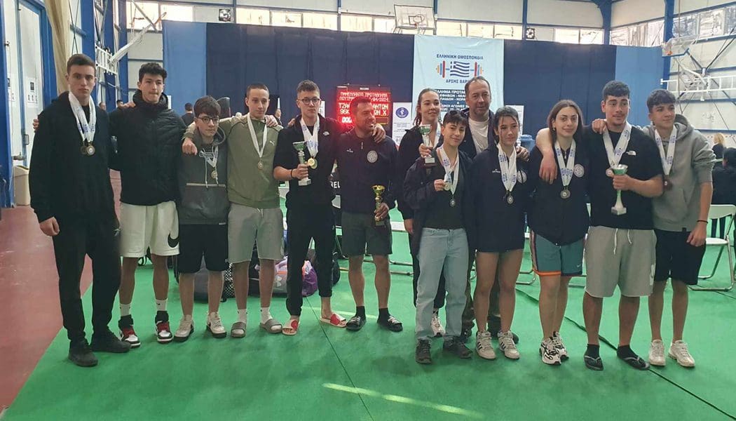 Θριαμβευτική εμφάνιση για τους νεαρούς αρσιβαρίστες του Σπάρτακου