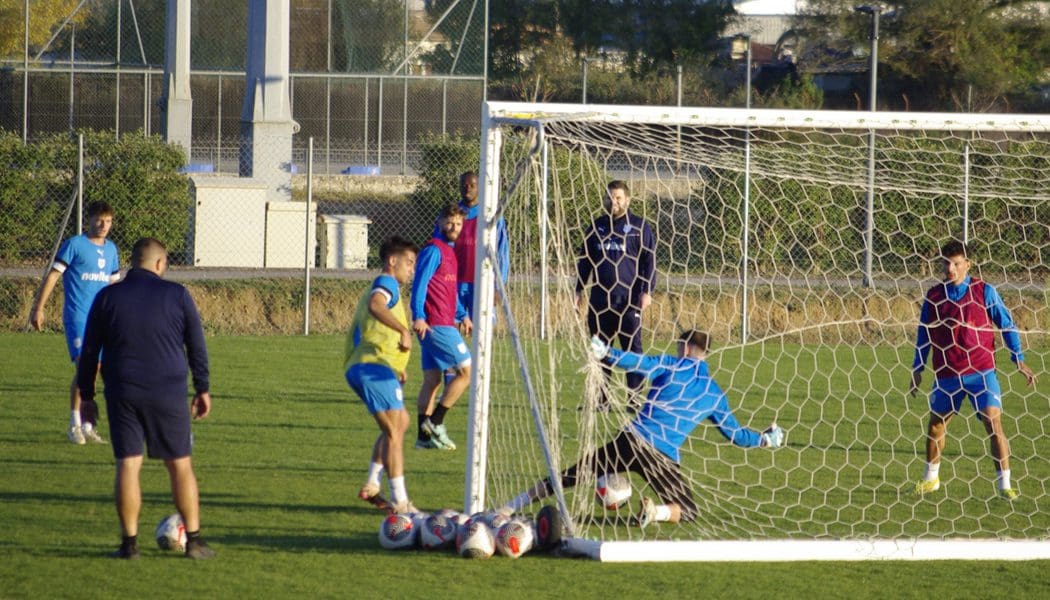Δουλειά στο passing game στην προπόνηση