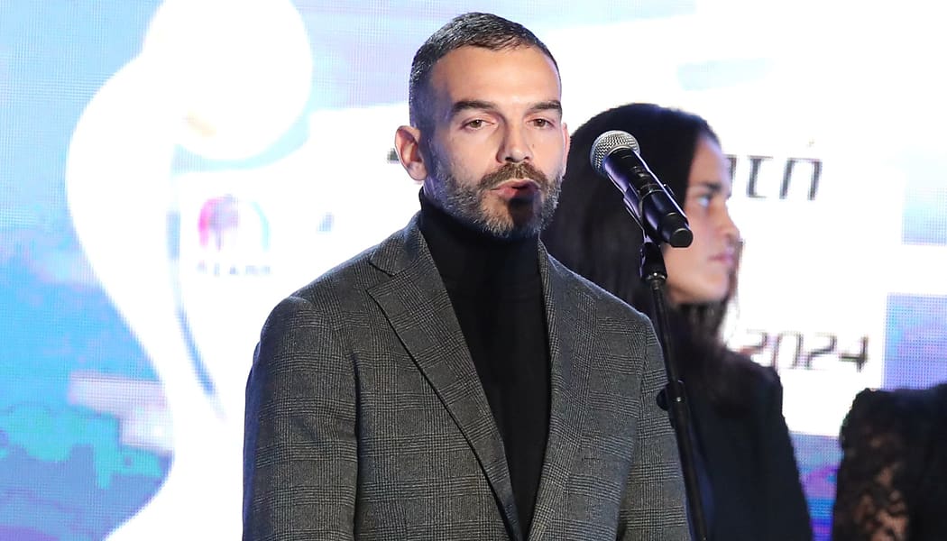 Ξεχωριστή βράβευση από τον ΠΣΑΠΠ για τον Μιχάλη Μπουκουβάλα! (video)