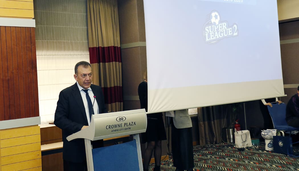 Ο Βρούτσης ανακοίνωσε αύξηση του ποσοστού για το στοίχημα και η Super League 2 τον ευχαρίστησε