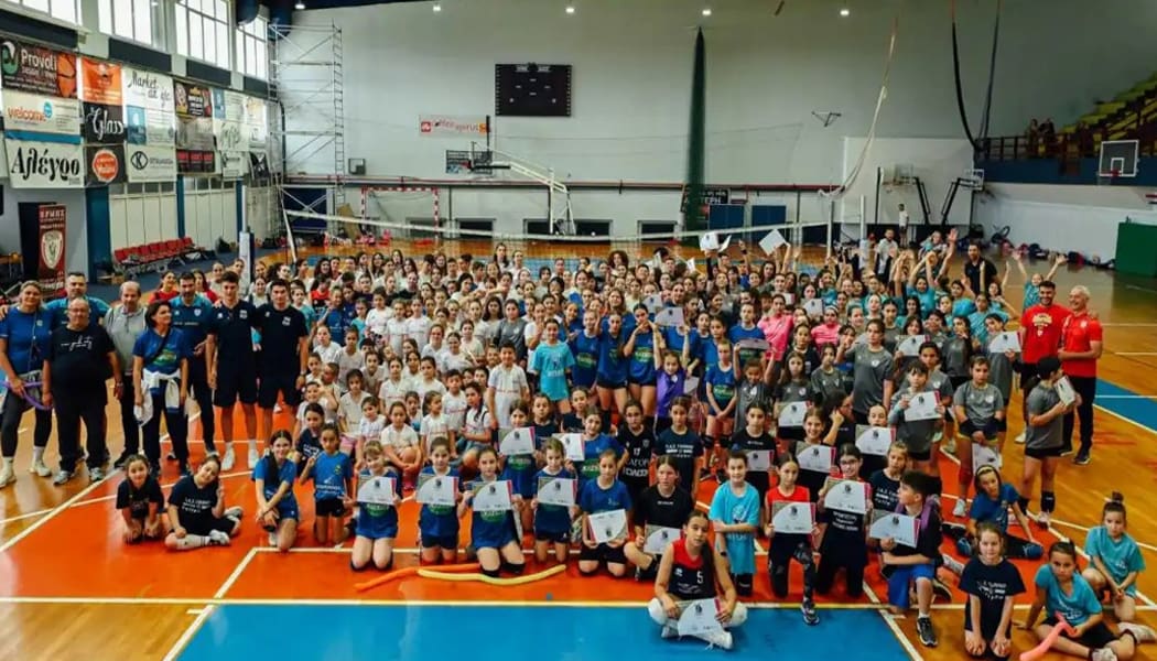 Στην Ηγουμενίτσα έγινε η φετινή γιορτή του βόλεϊ για παιδιά μέχρι Α’ Γυμνασίου
