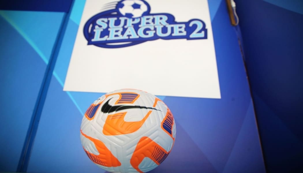 Super League 2: Ανακοινώθηκε η ημερομηνία κλήρωσης των πλέι οφ και πλέι άουτ
