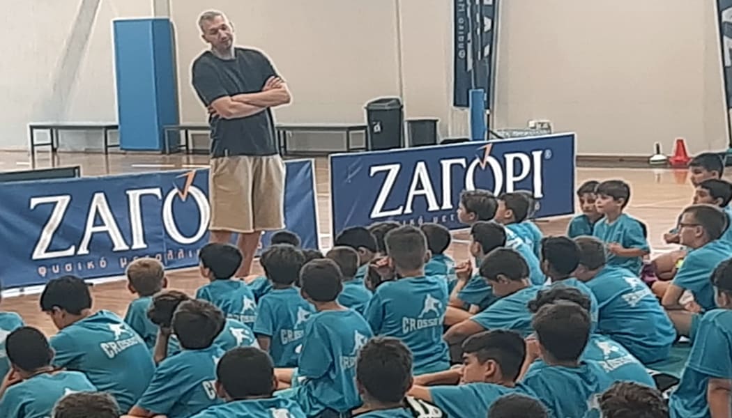Υποδοχή με ενθουσιασμό για τον Δ. Διαμαντίδη στο Zagori Basketball Camp! (video)