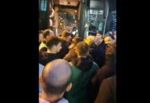 Συζήτηση με τον Κούστα είχαν στην πόρτα του λεωφορείου φίλαθλοι του ΠΑΣ