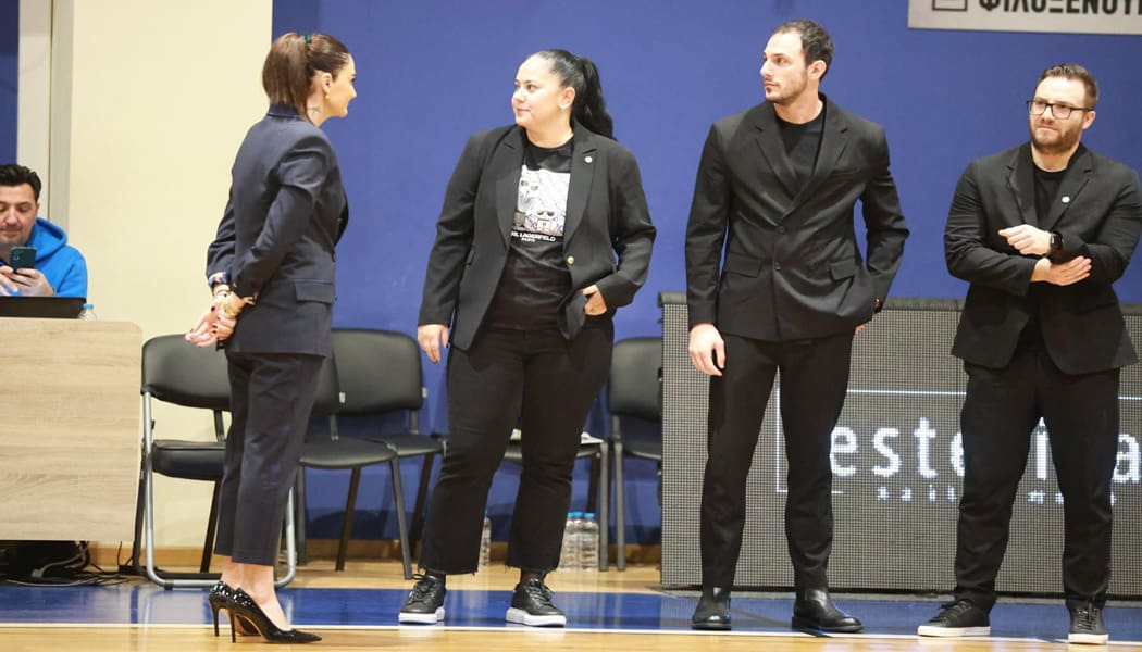 Η θέση της Ερντέμ: «Δεχόμουν λεκτικές επιθέσεις για 40 λεπτά, οι παίκτριές μου έδωσαν την κατάλληλη απάντηση»