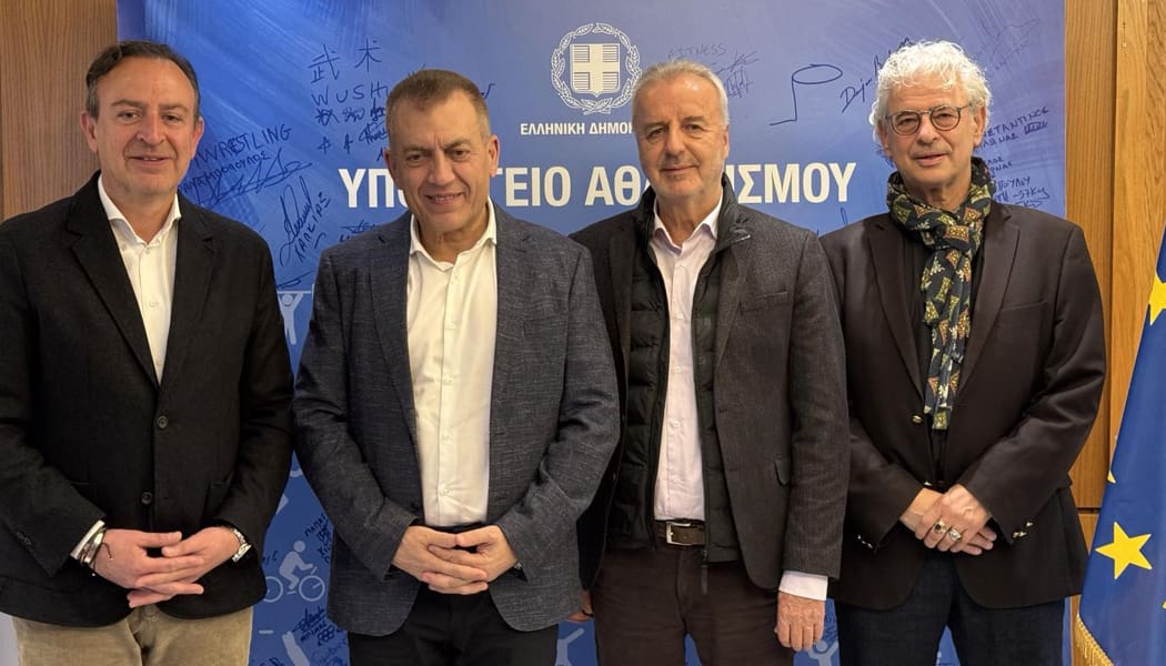 Συναντήσεις Μπέγκα με Βρούτση και Χιονίδη για χρηματοδότηση αθλητικών έργων και παιδικών χαρών