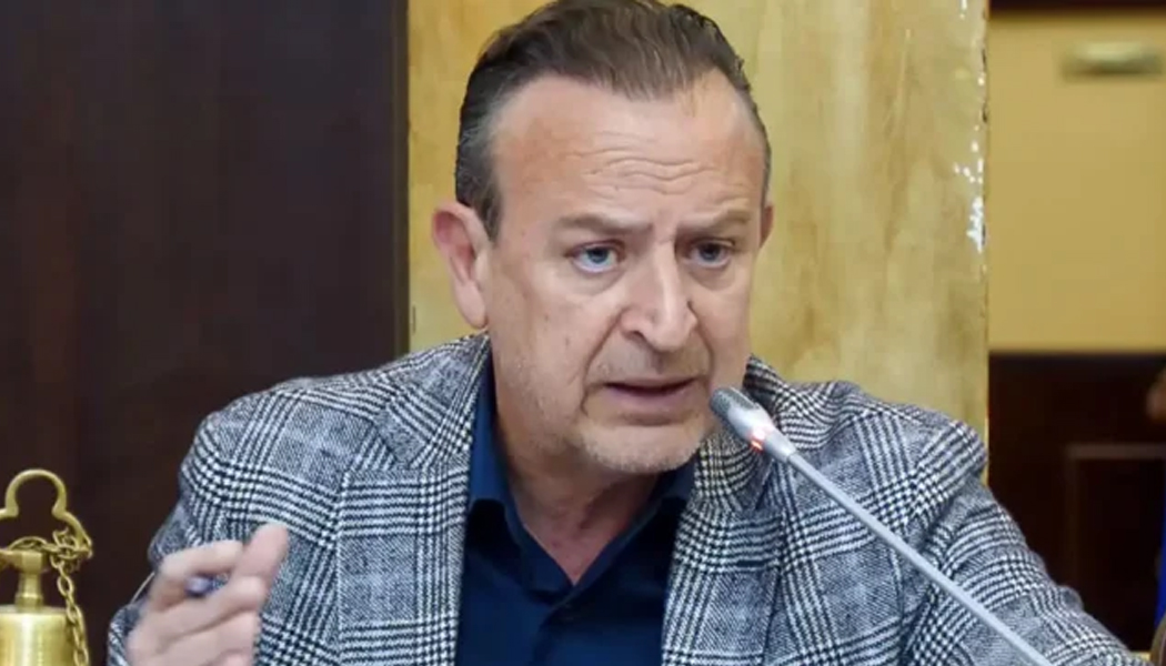 Υποχρηματοδότηση Τ.Α.,  φυσικό αέριο και ο… λύκος στο δημοτικό συμβούλιο