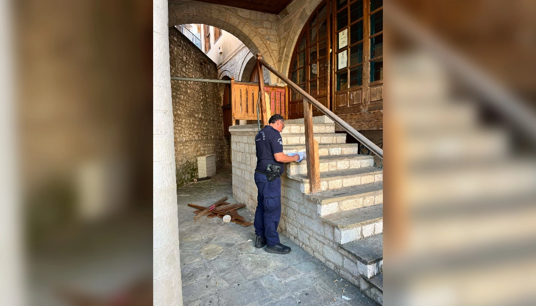Ο Δήμος Ιωαννιτών καταδικάζει τους βανδαλισμούς στο Αρχοντικό Πυρσινέλλα